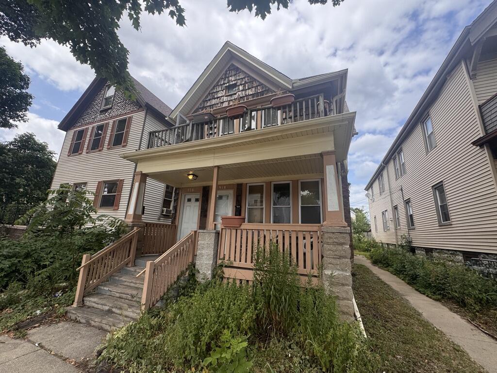 916 E Meinecke Ave #918, Milwaukee, WI 53212