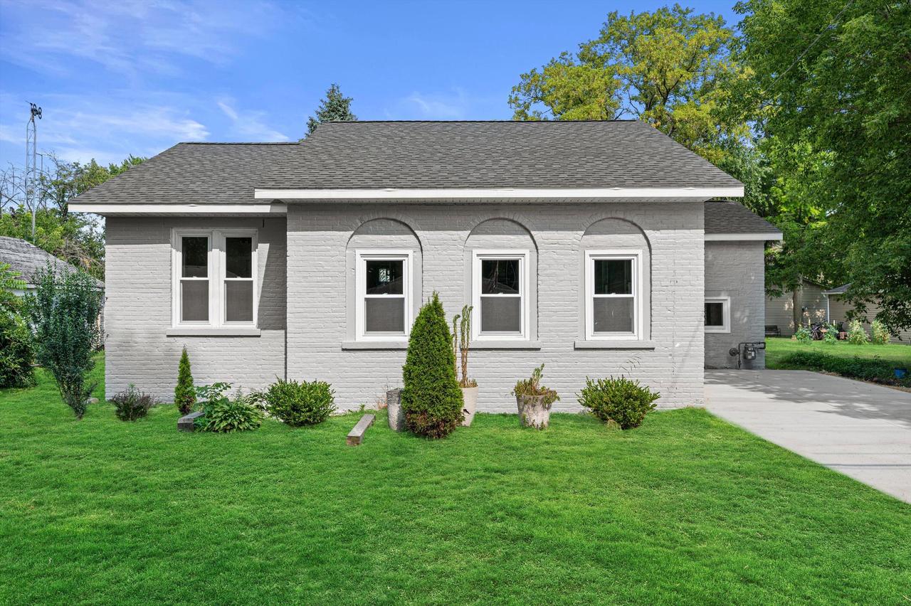 9013 26th Ave, Pleasant Prairie, WI 53143