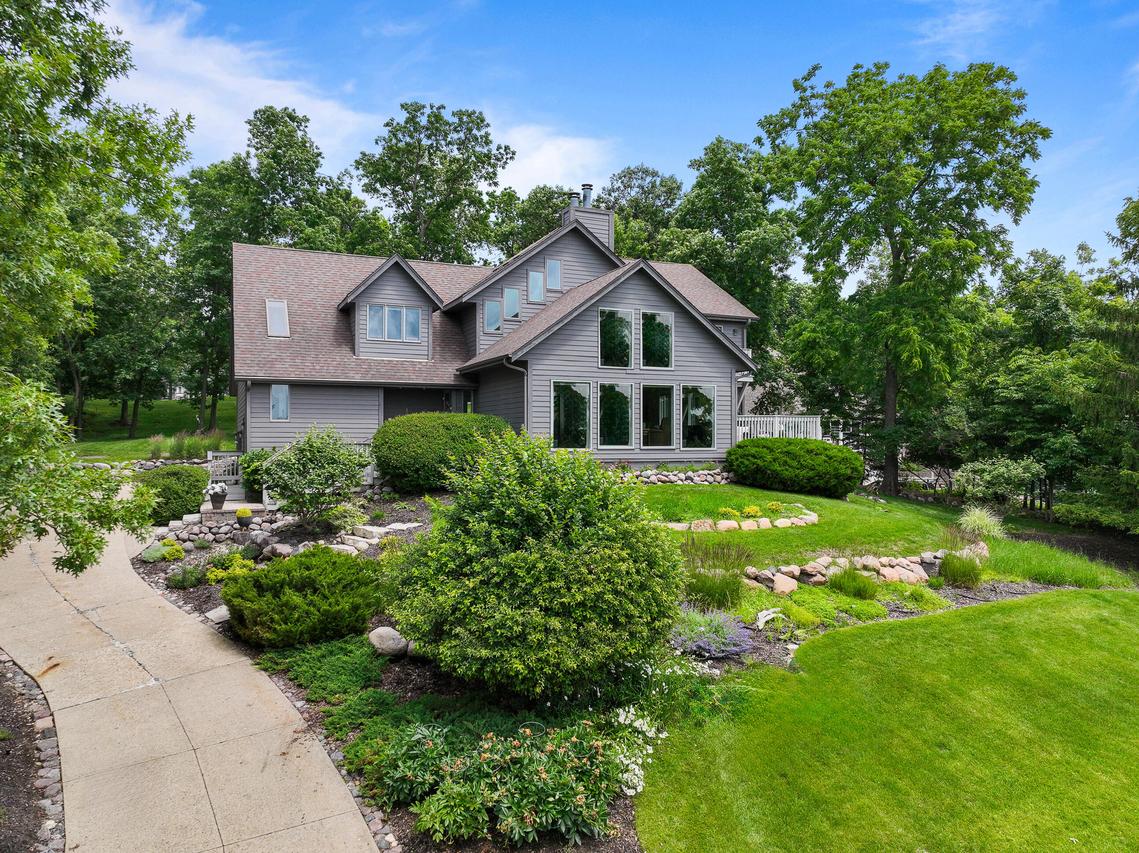 1085 Saratoga Ln #3-17, Geneva, WI 53147