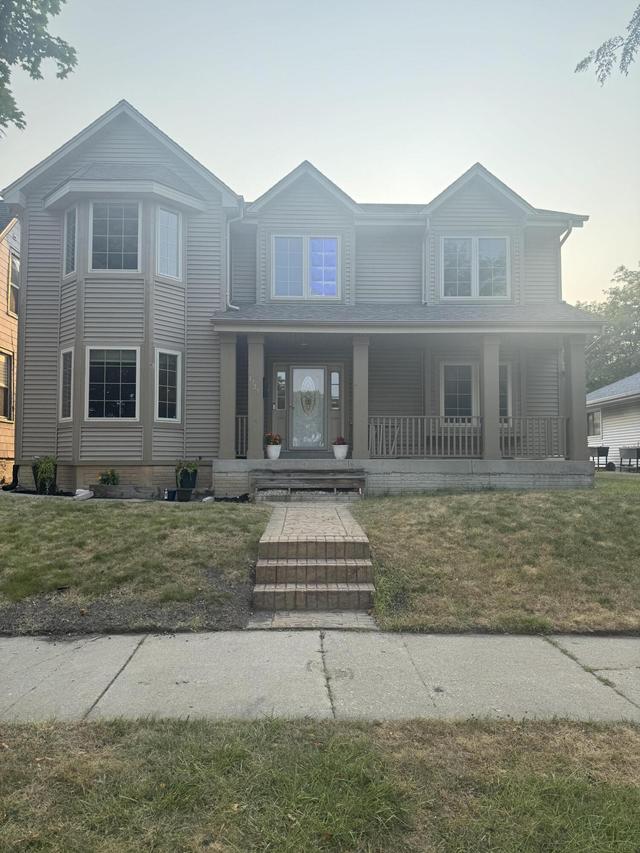 1725 N 19th St, Milwaukee, WI 53205