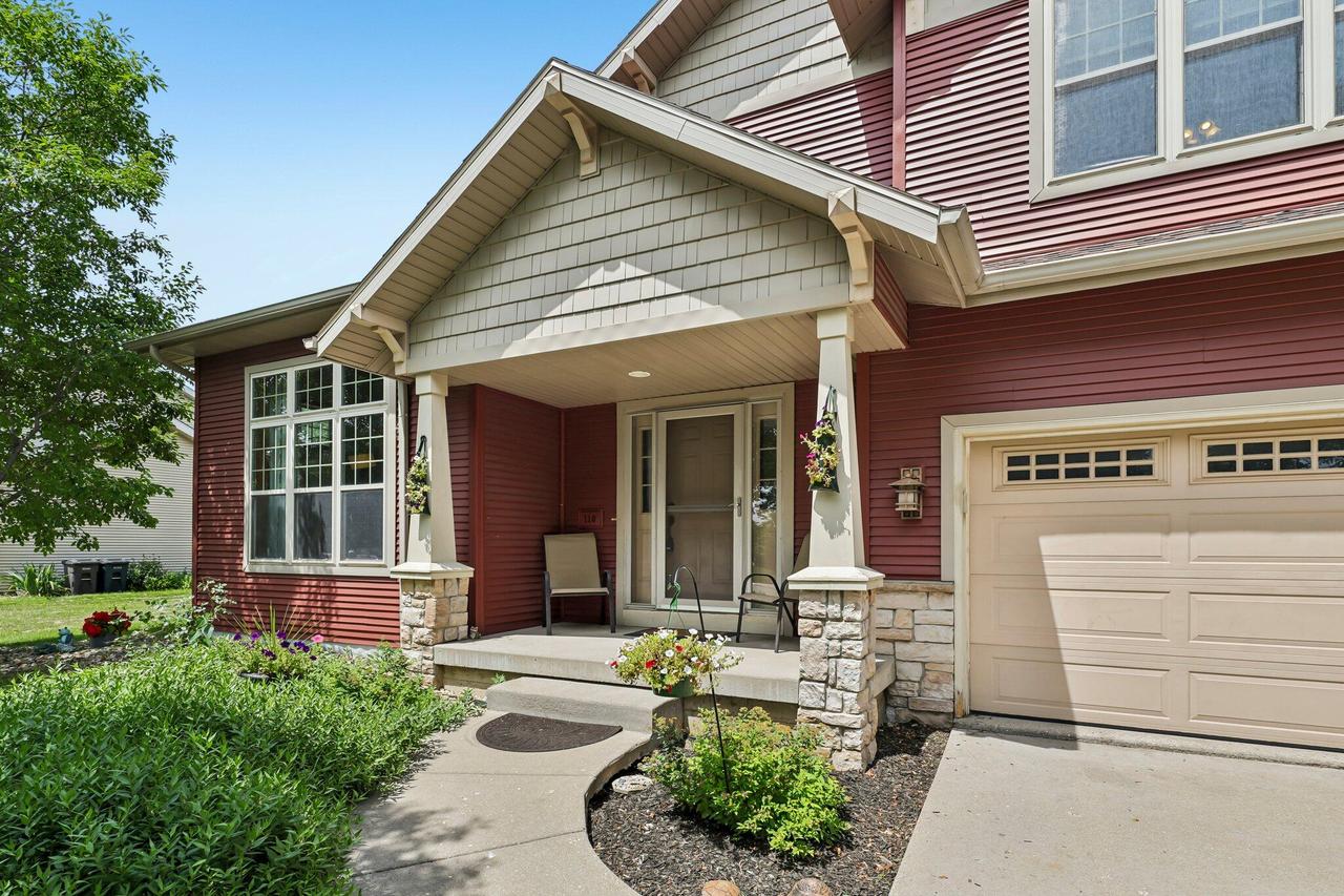 110 Brewster Dr, Lake Mills, WI 53551