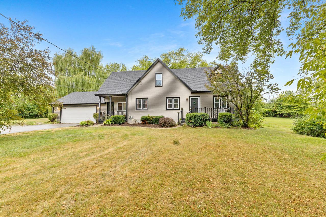 10403 S Chicago Rd, Oak Creek, WI 53154