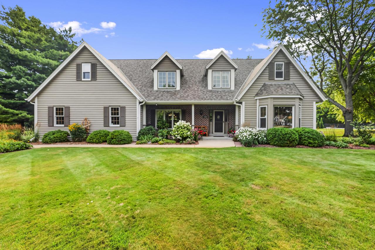 103 Birch Rd, Delafield, WI 53018