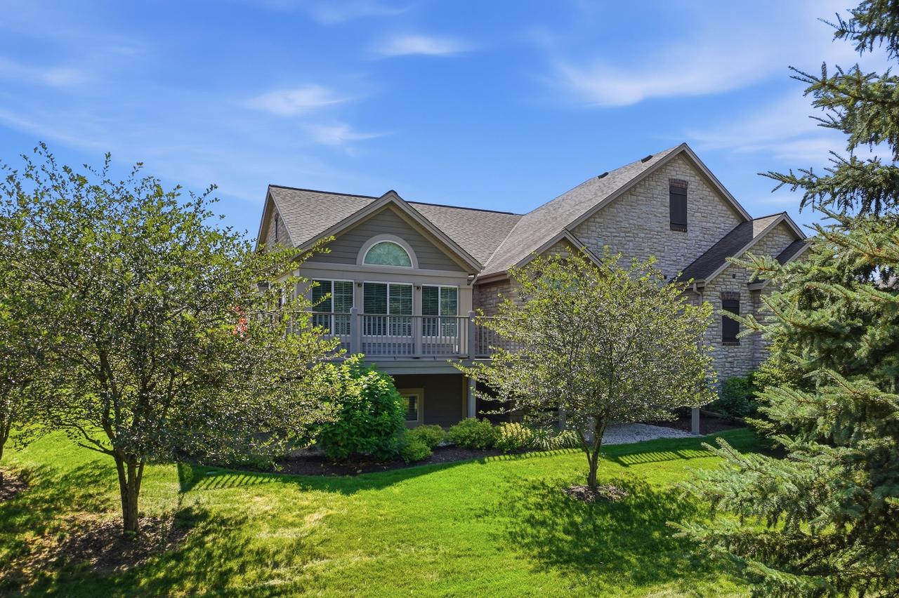 W250N4997 William Dr, Sussex, WI 53072