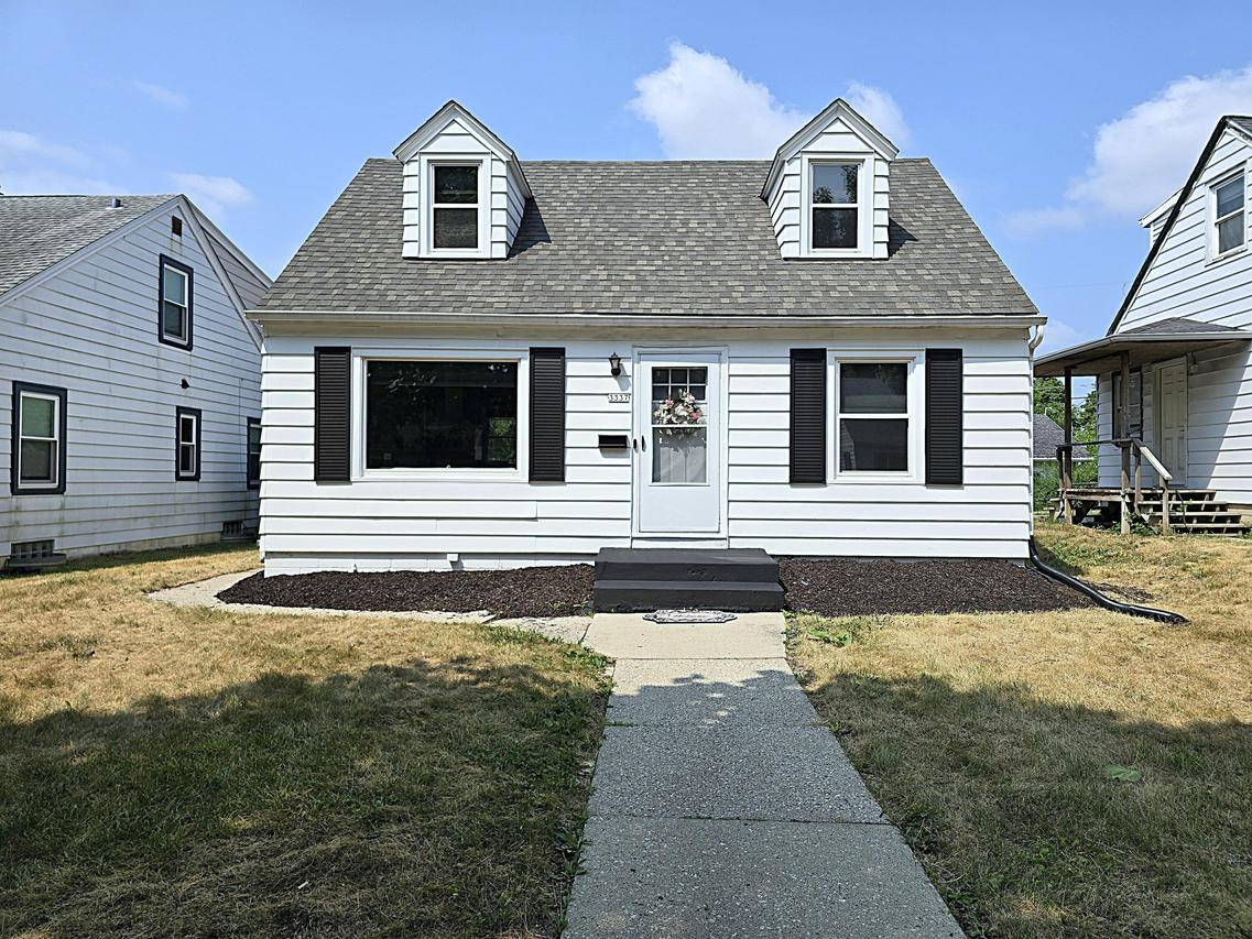 3337 N 83rd St, Milwaukee, WI 53222