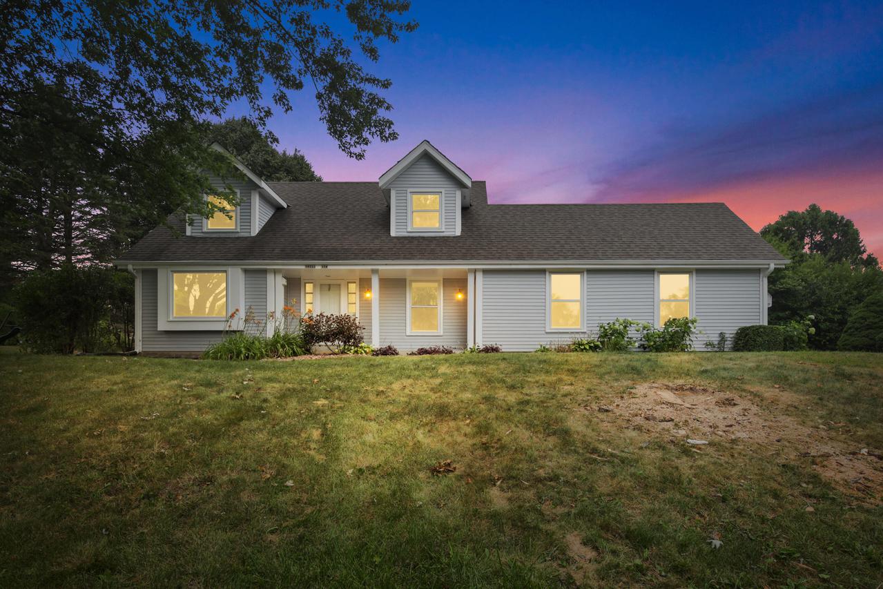 10229 N Concord Dr, Mequon, WI 53097