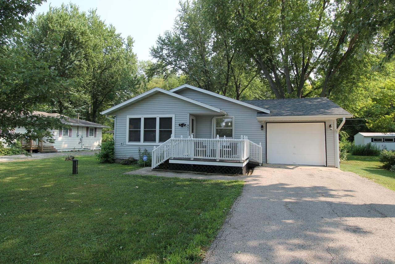 841 Legion Dr, Twin Lakes, WI 53181