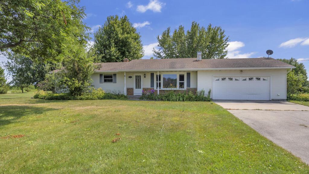 3311 Two Creeks Rd, Mishicot, WI 54228