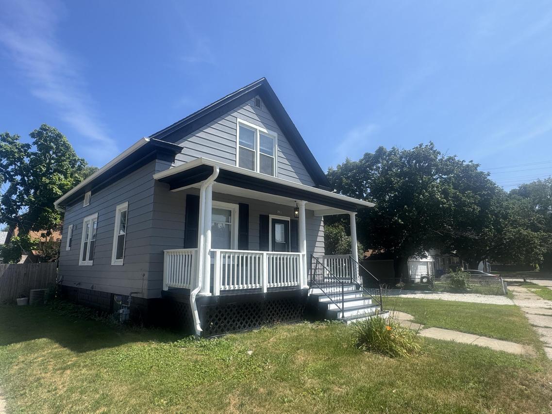 7411 11th Ave, Kenosha, WI 53143
