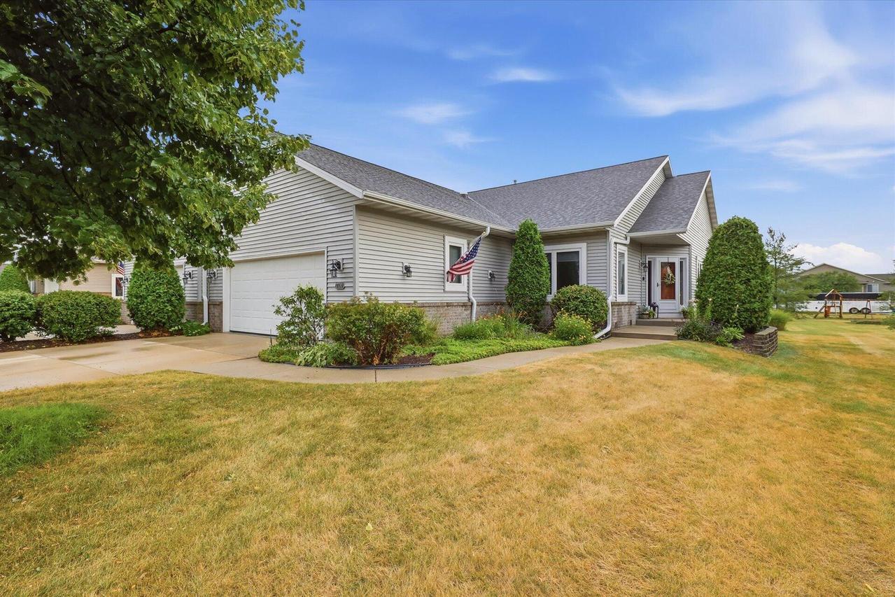 N7791 Maple Ridge, Ixonia, WI 53066