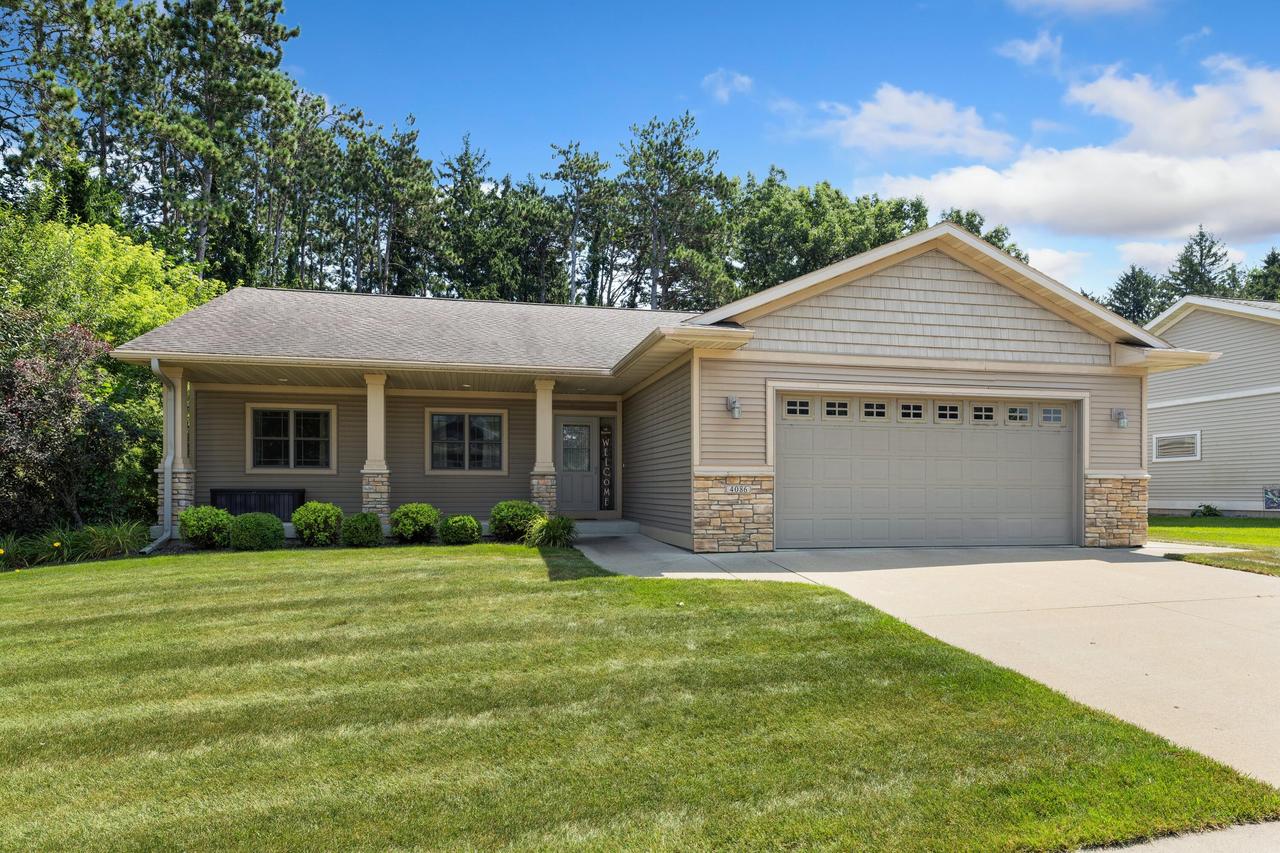 4086 Pineview St, Onalaska, WI 54650