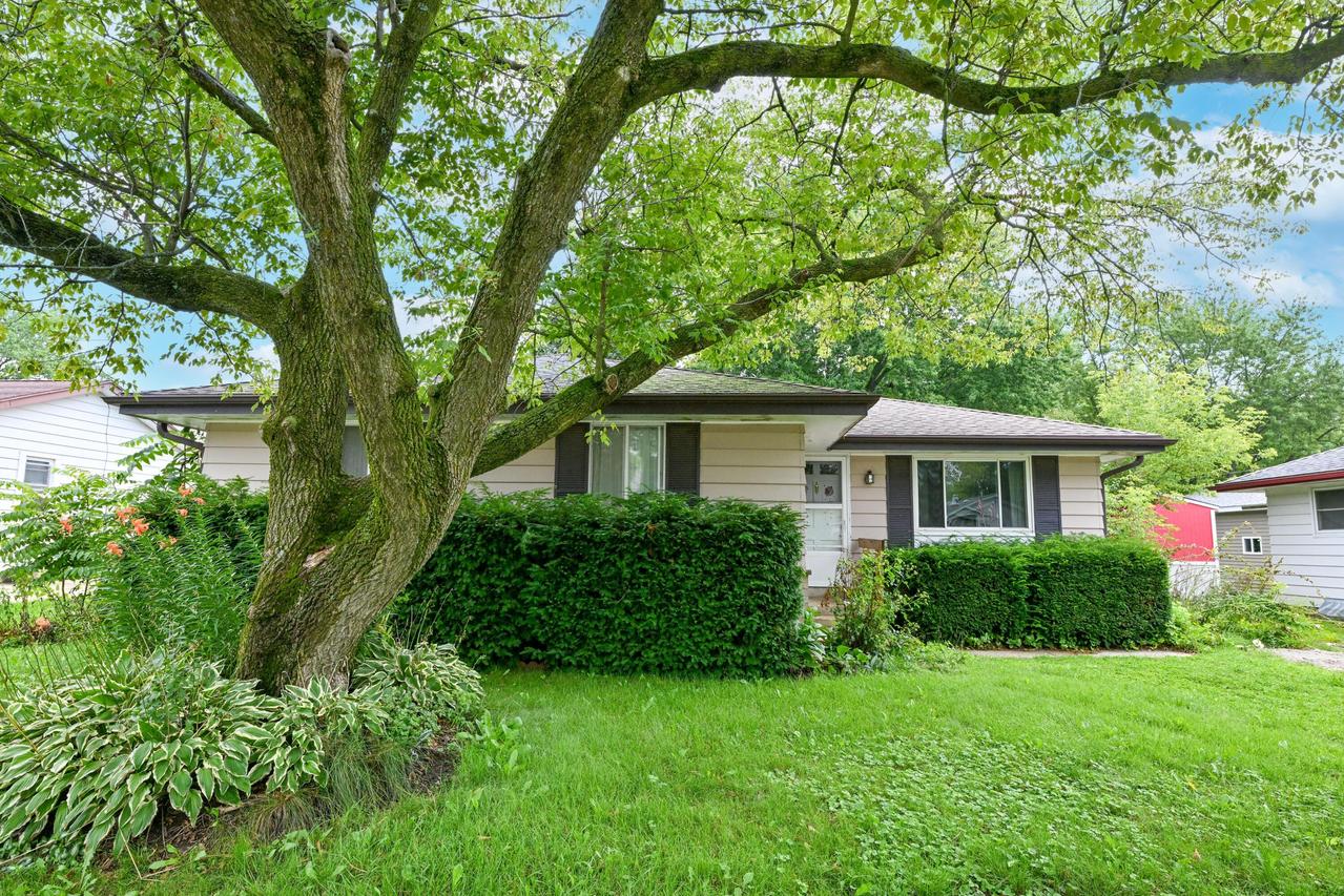 6937 Willow Brook, Caledonia, WI 53402