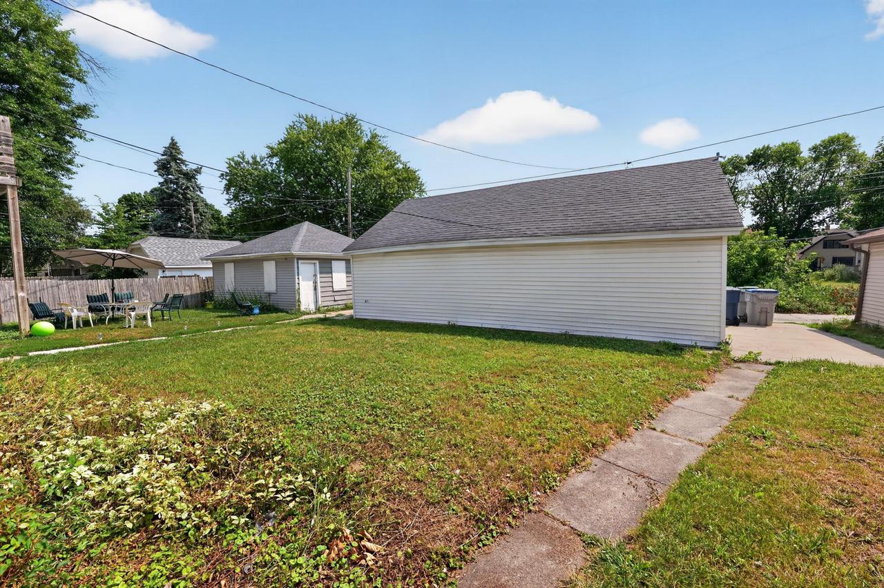 5358 N 39th St, Milwaukee, WI 53209