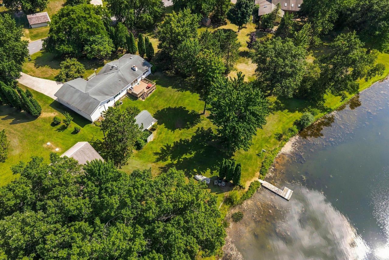 N9293 N Oakwood Ln, Neshkoro, WI 54960