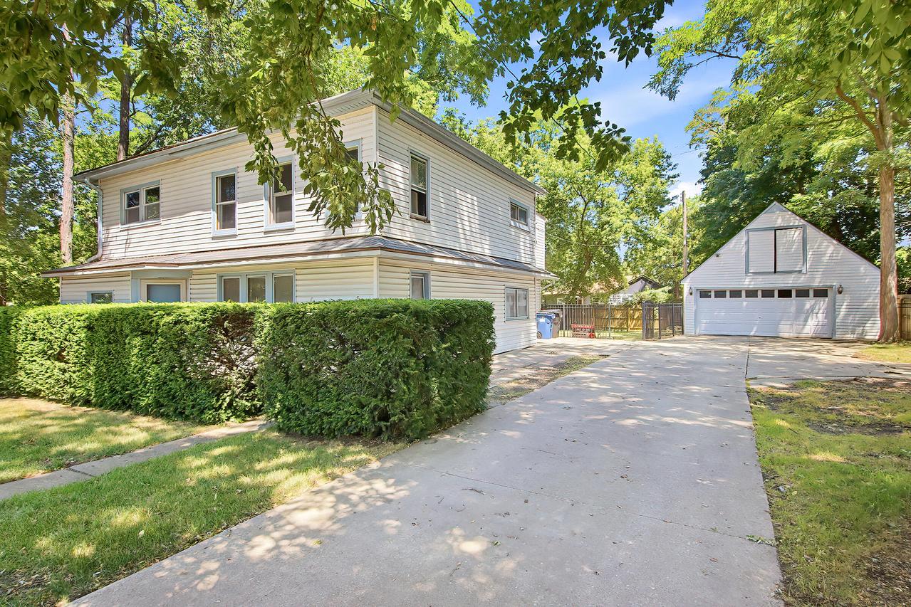2910 Northwestern Ave, Racine, WI 53404