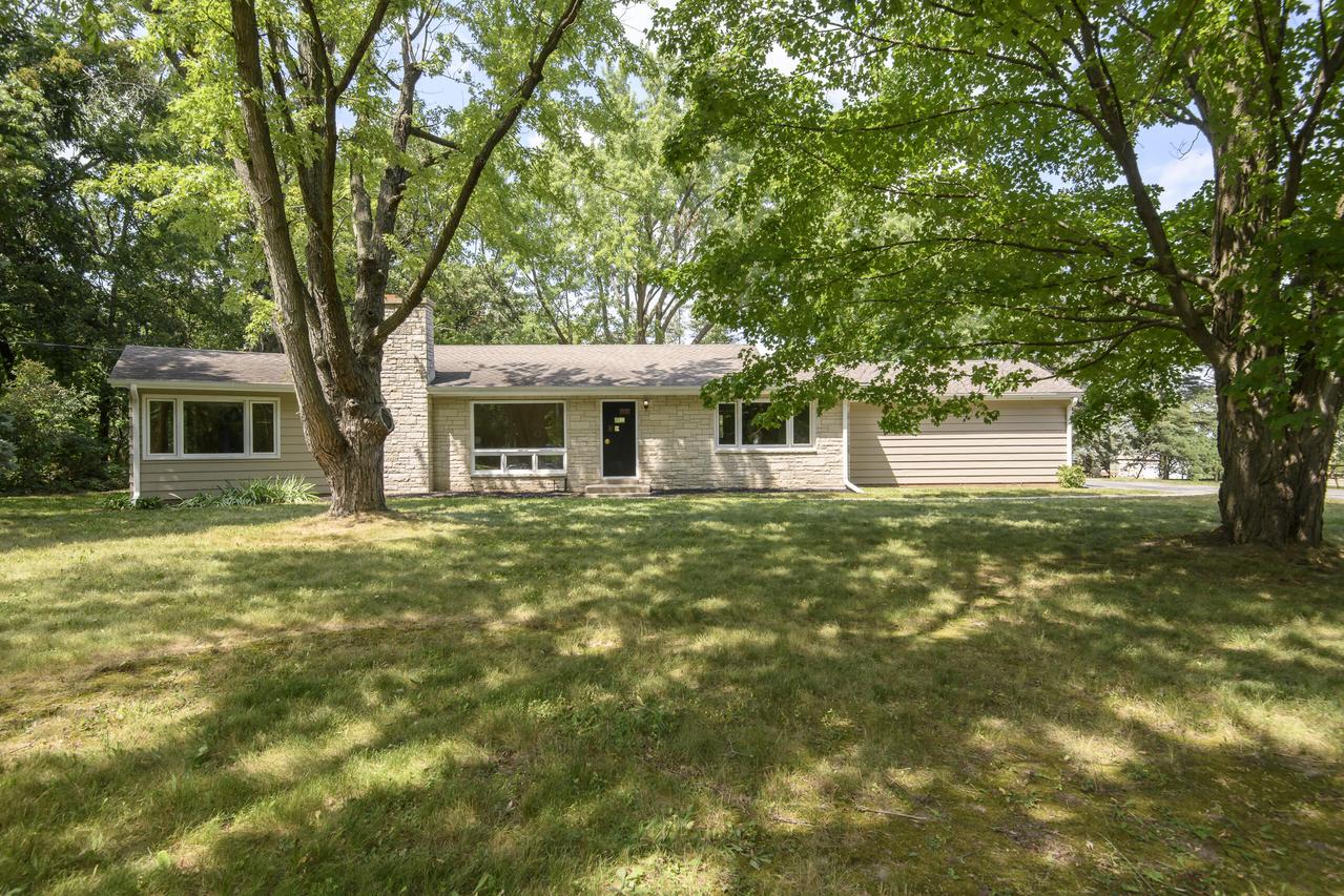 S38W31714 Wern Way, Genesee, WI 53189