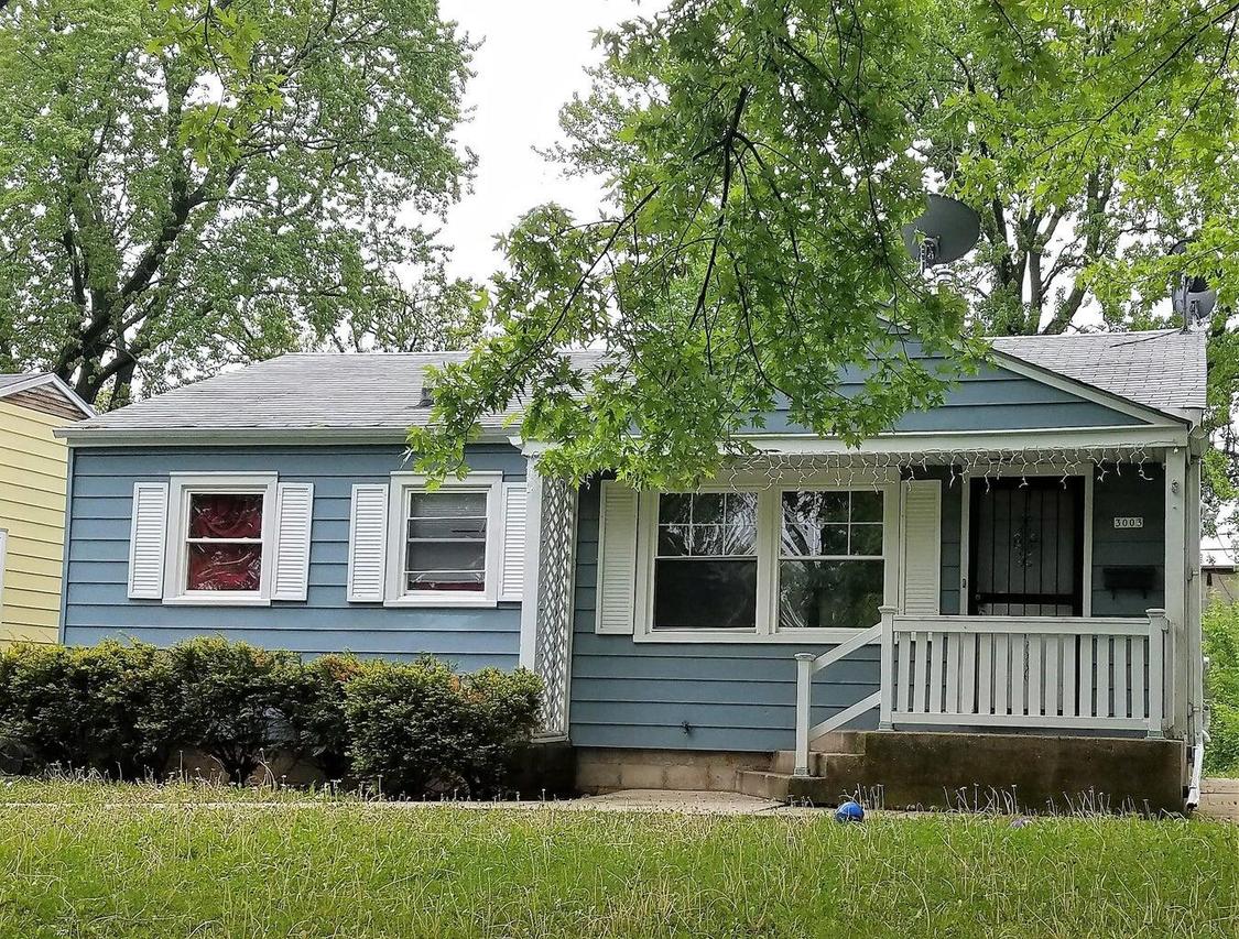 3003 W Carmen Ave, Milwaukee, WI 53209