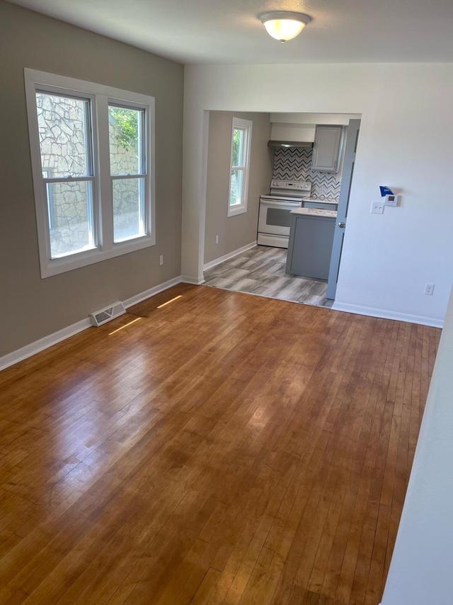 718 Lawndale Ave, Waukesha, WI 53188