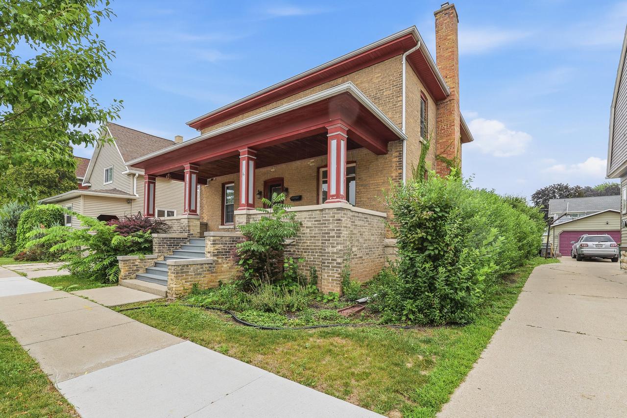 25 Algoma St, Fond Du Lac, WI 54935