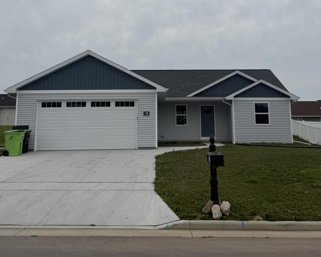 730 Bessy Ln, Chilton, WI 53014