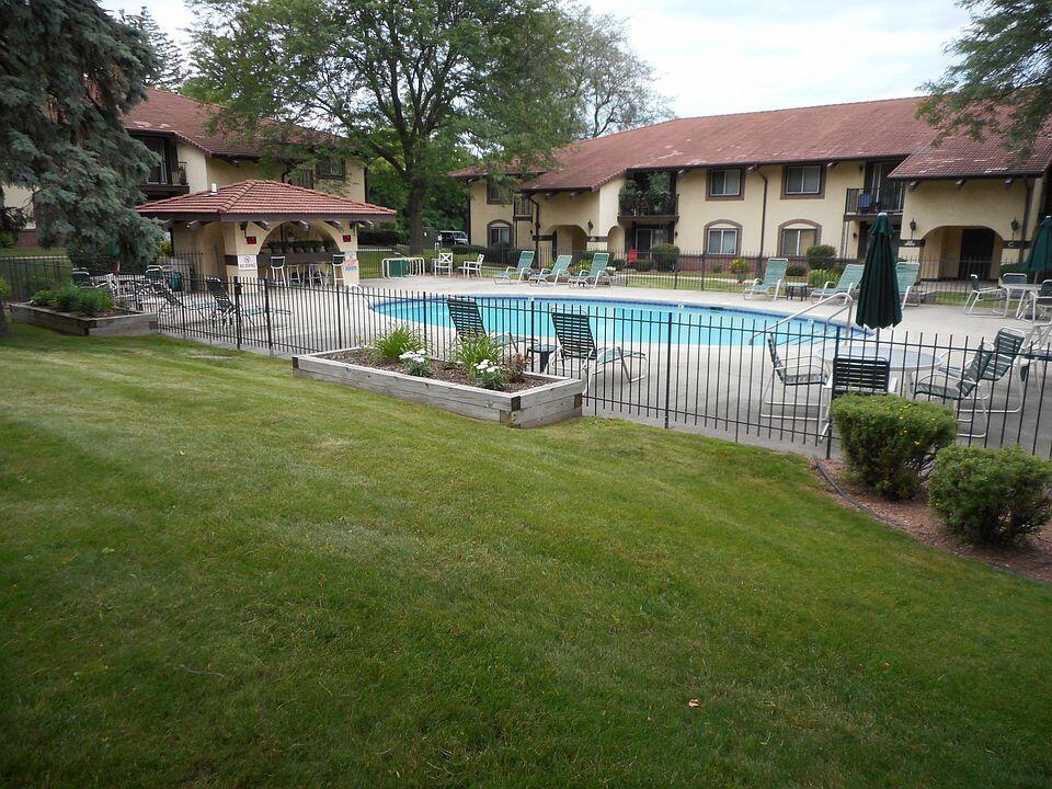 N82W13524 Fond Du Lac Ave. #C106, Menomonee Falls, WI 53051