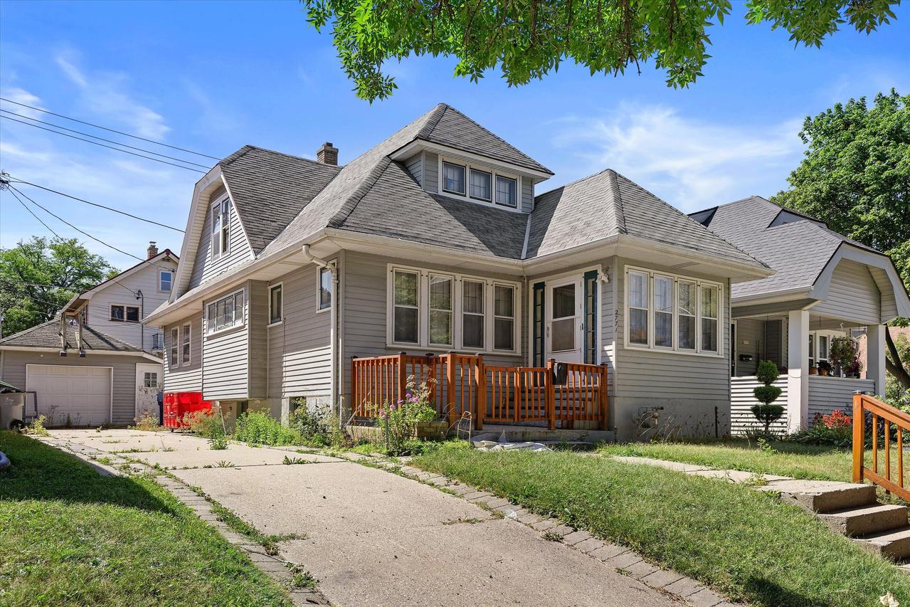 2771 N 56th St, Milwaukee, WI 53210