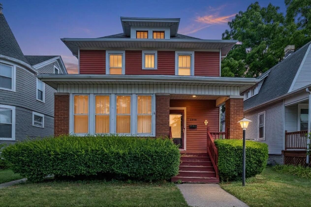 2816 Wright Ave, Racine, WI 53405