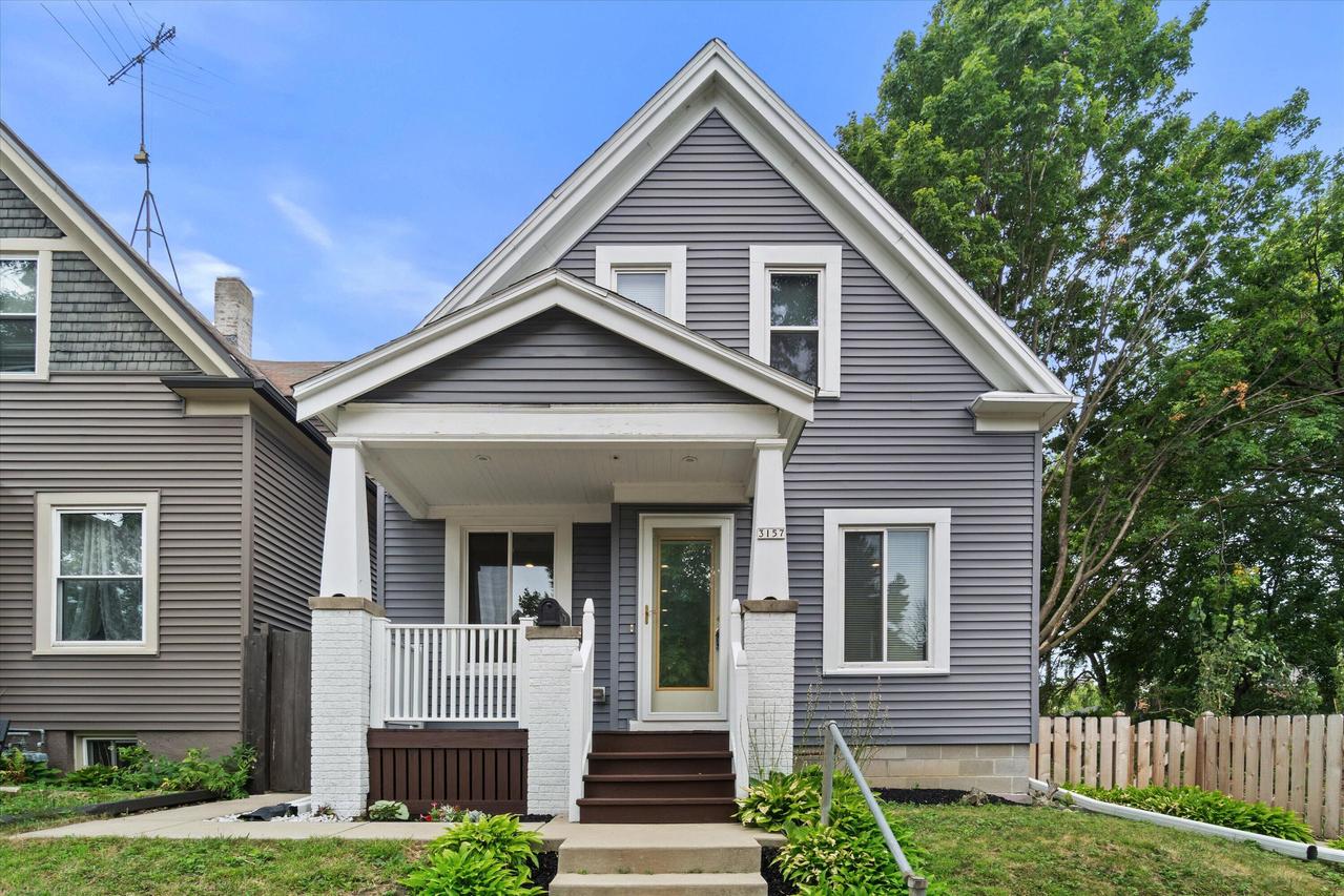 3157 N Bremen St, Milwaukee, WI 53212