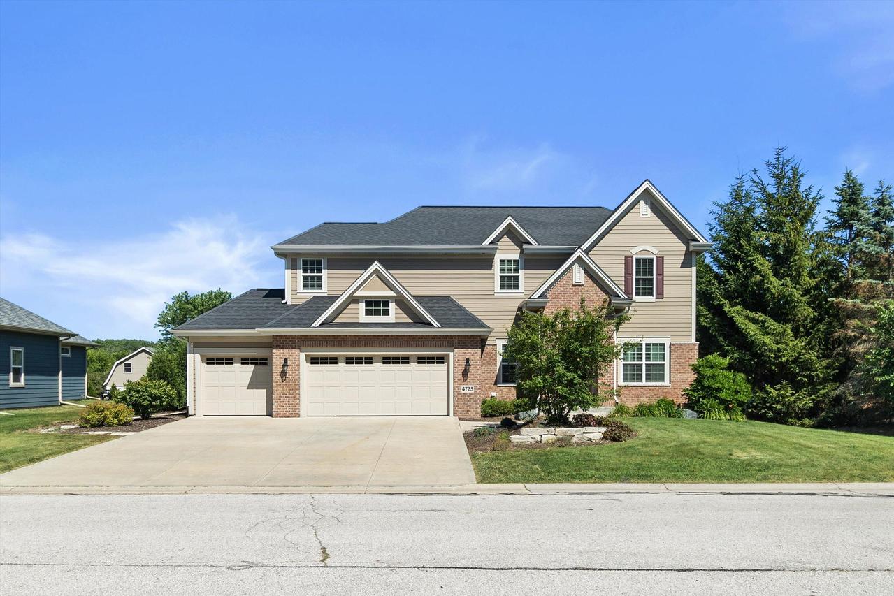 4725 Copper Leaf Blvd, Mount Pleasant, WI 53403