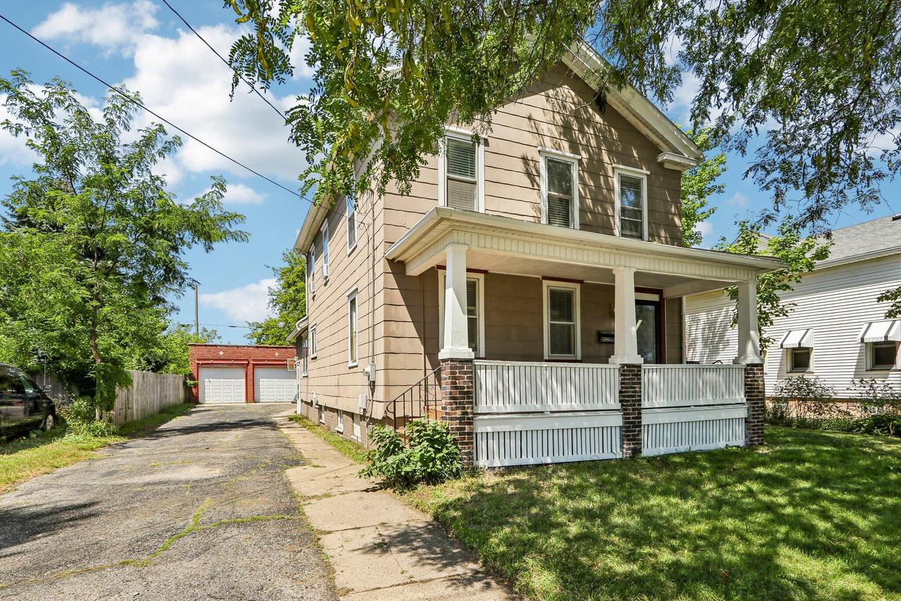 4212 7th Ave, Kenosha, WI 53140