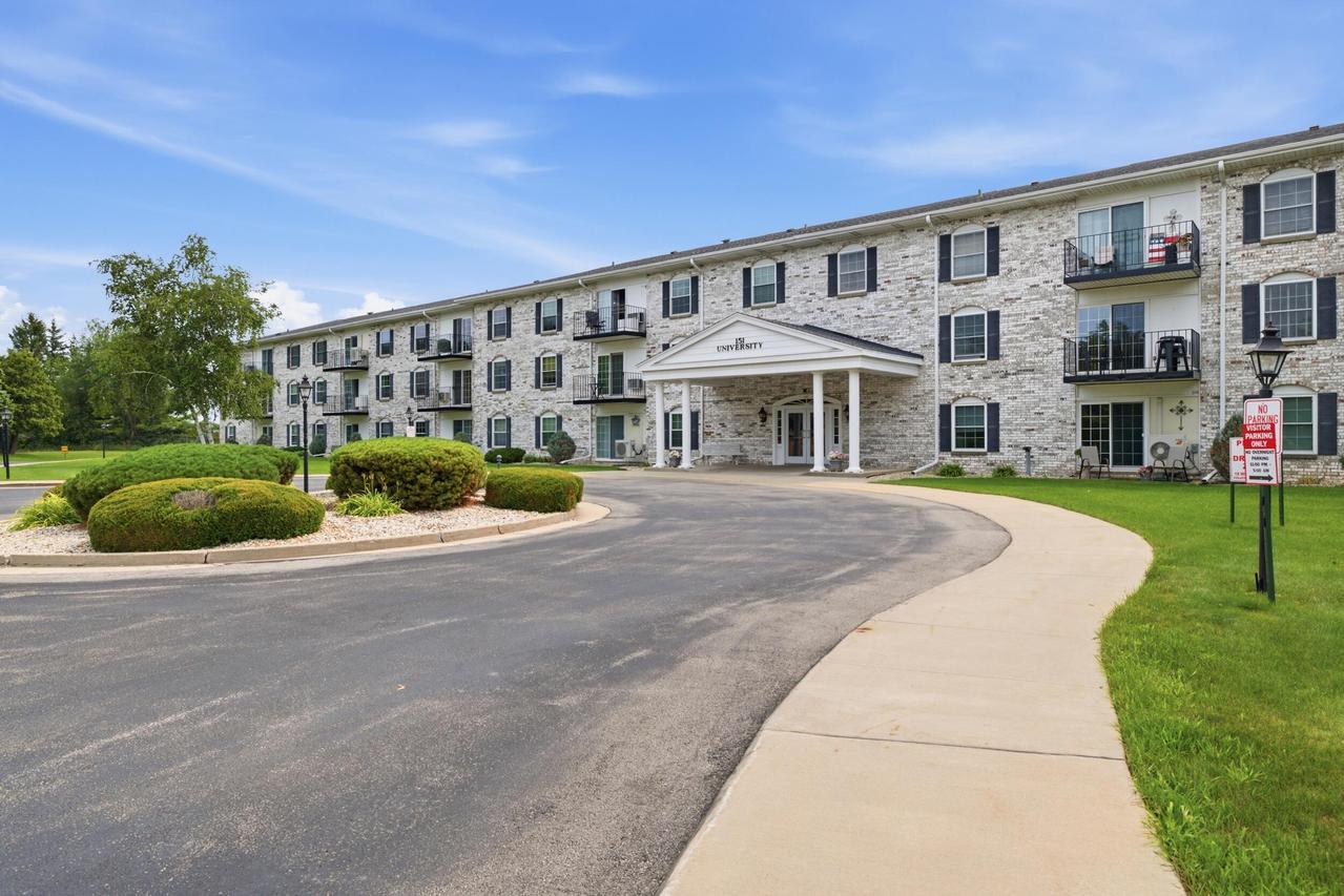 151 N University Dr #320, West Bend, WI 53095