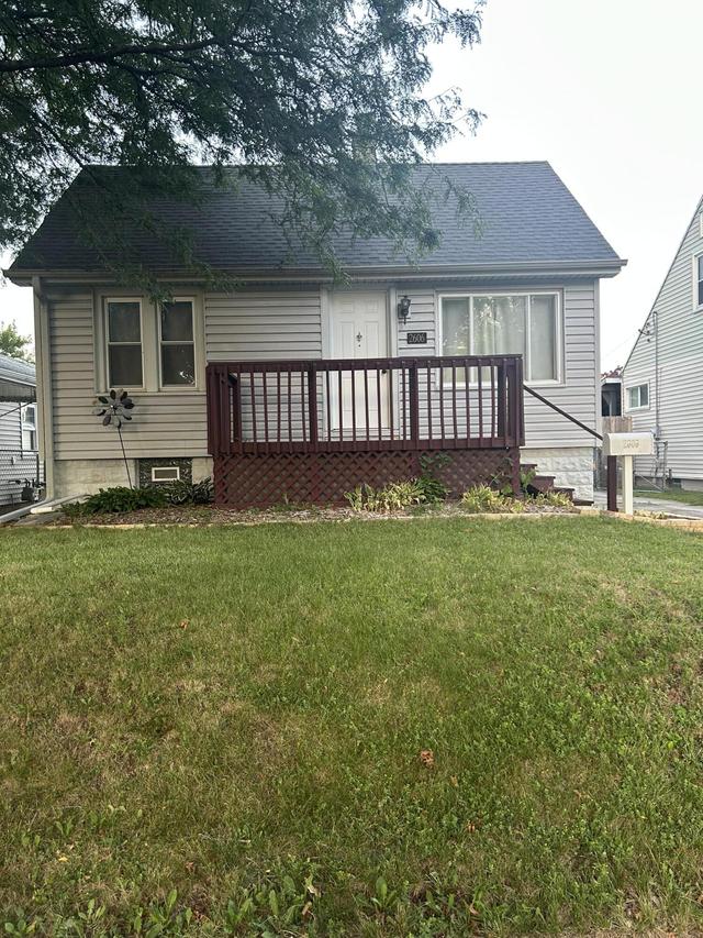 2606 S 67th St, Milwaukee, WI 53219