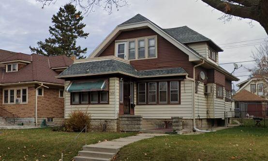 4136 N 21st St, Milwaukee, WI 53209