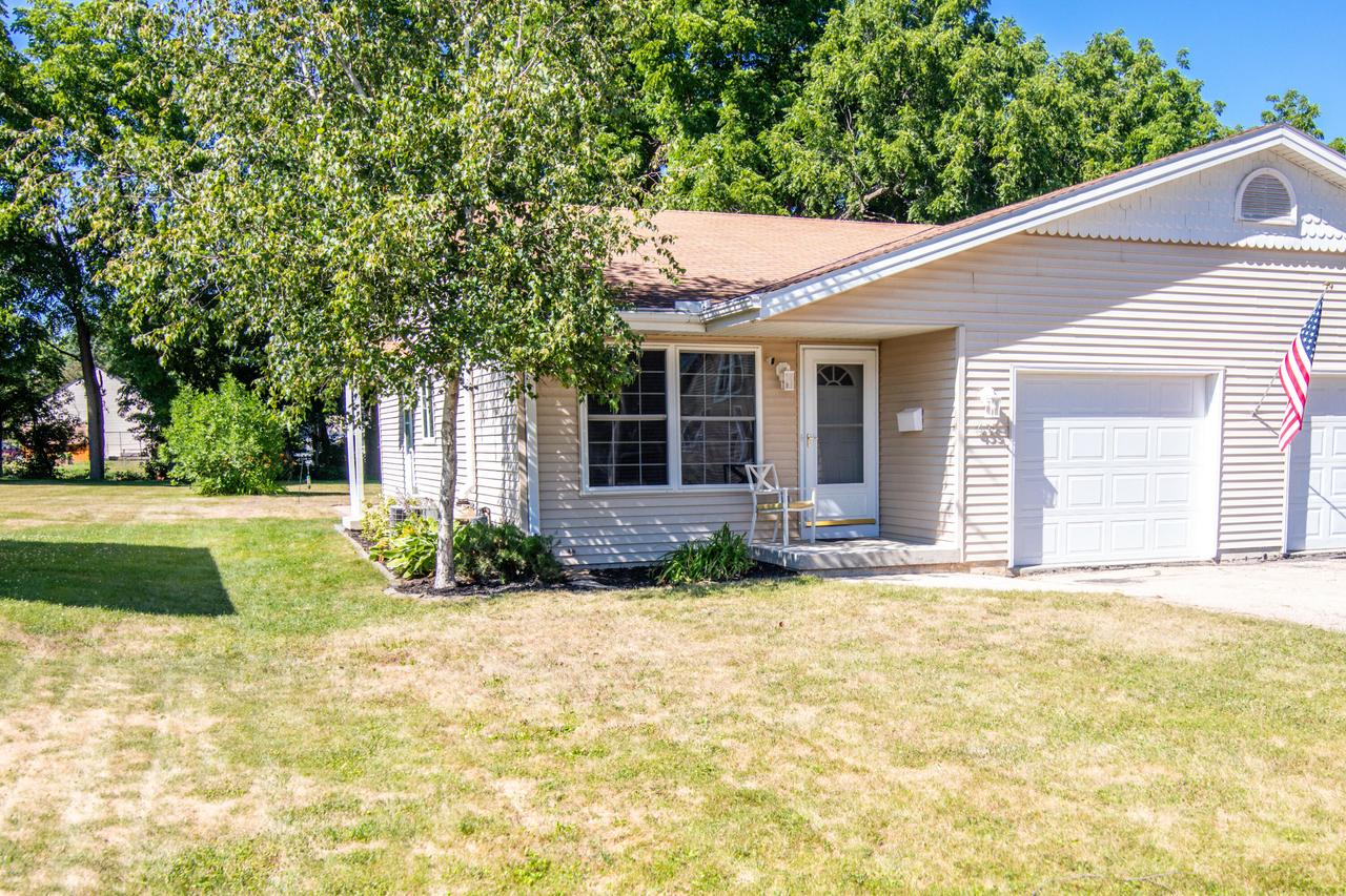 435 W Polk St, Waterloo, WI 53594