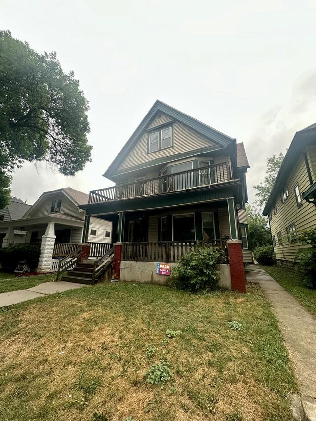 3754 W Roberts St #3756, Milwaukee, WI 53208