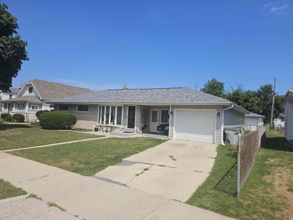 2728 S 71st St, Milwaukee, WI 53219