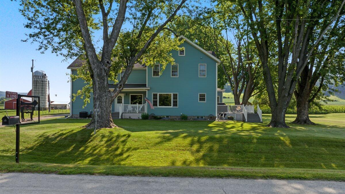 N3290 Russlan Coulee Rd, Barre, WI 54601