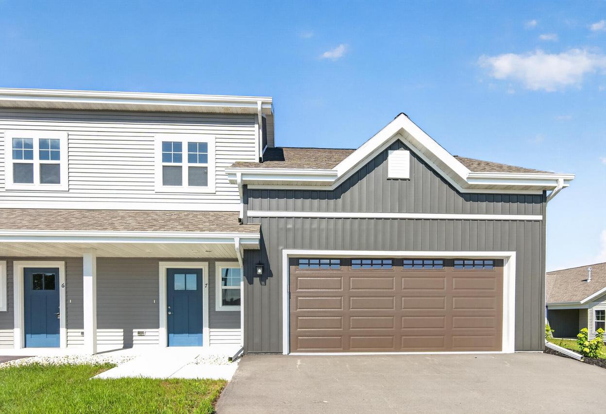 1675 Reigle Dr #7, Kewaskum, WI 53040