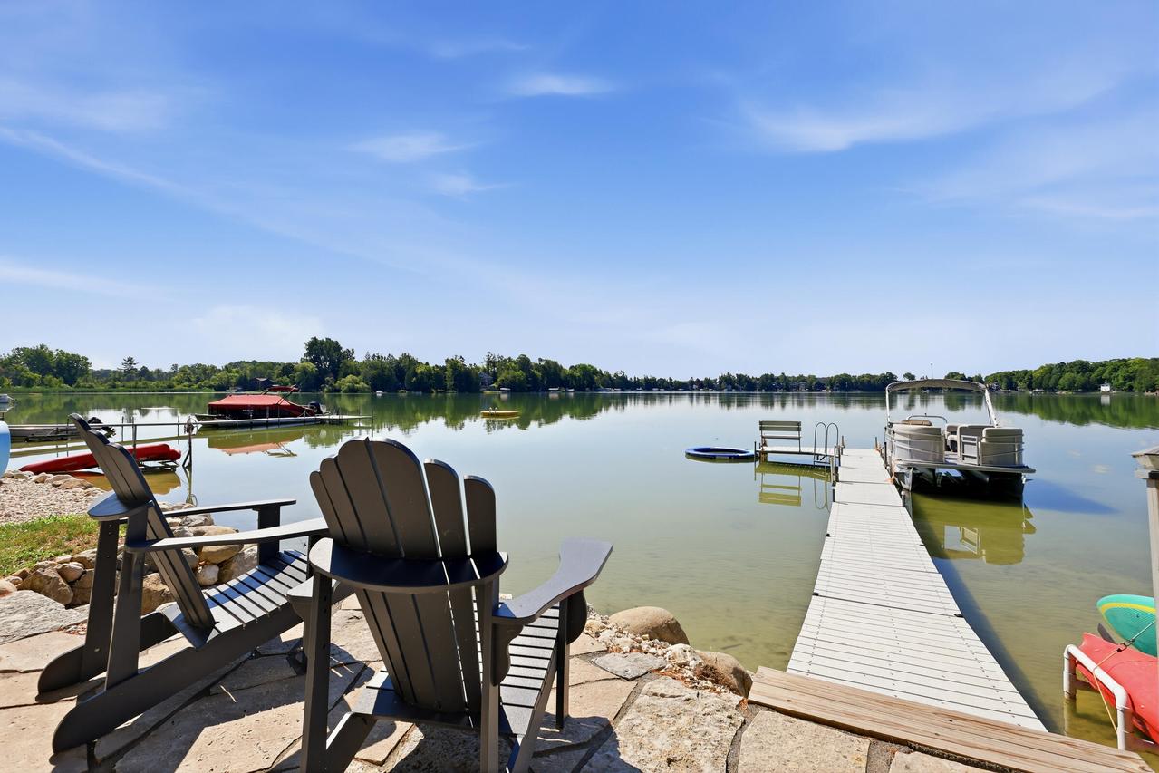 14501 N Shore Dr, Liberty, WI 54245