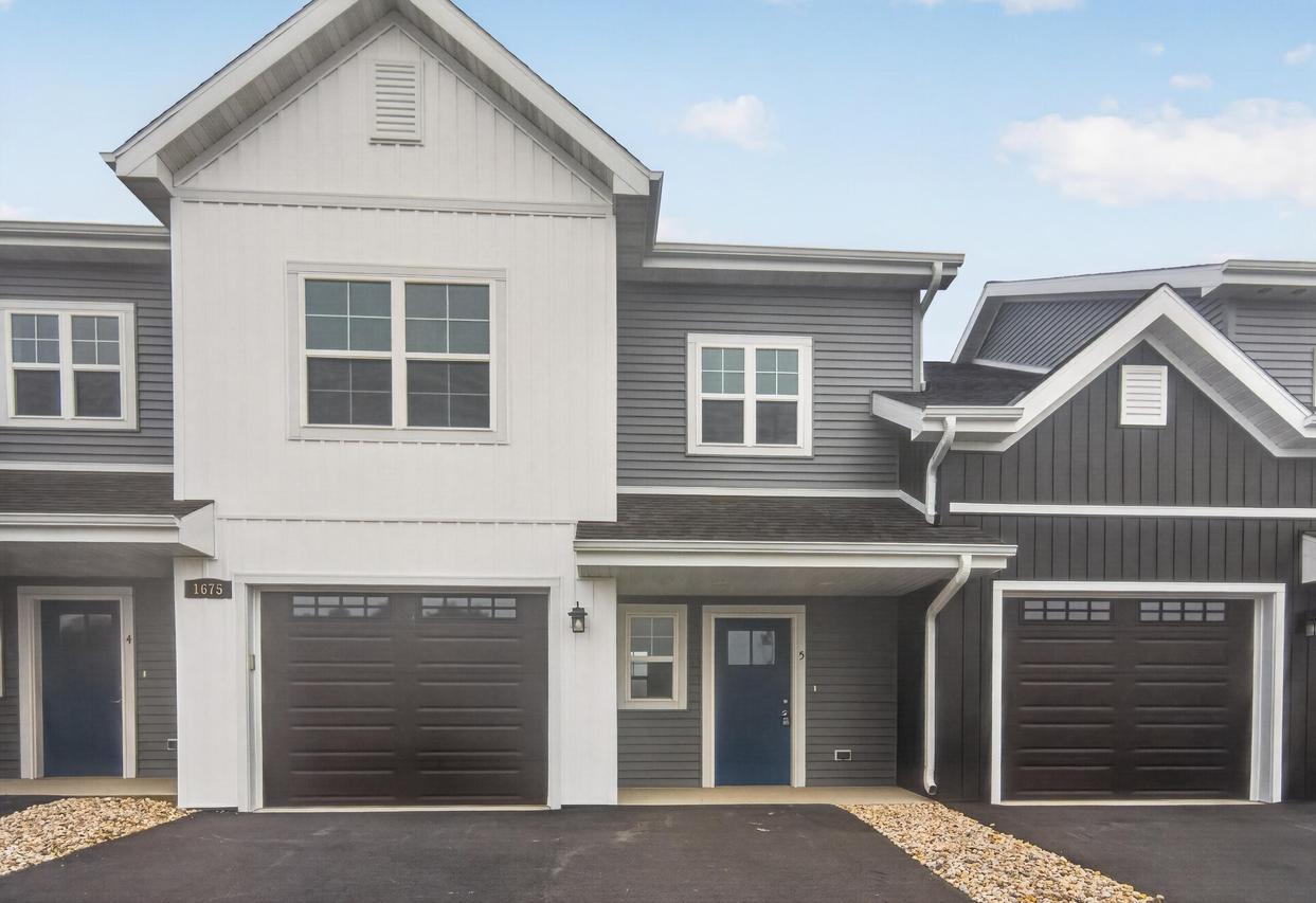 1675 Reigle Dr #5, Kewaskum, WI 53040