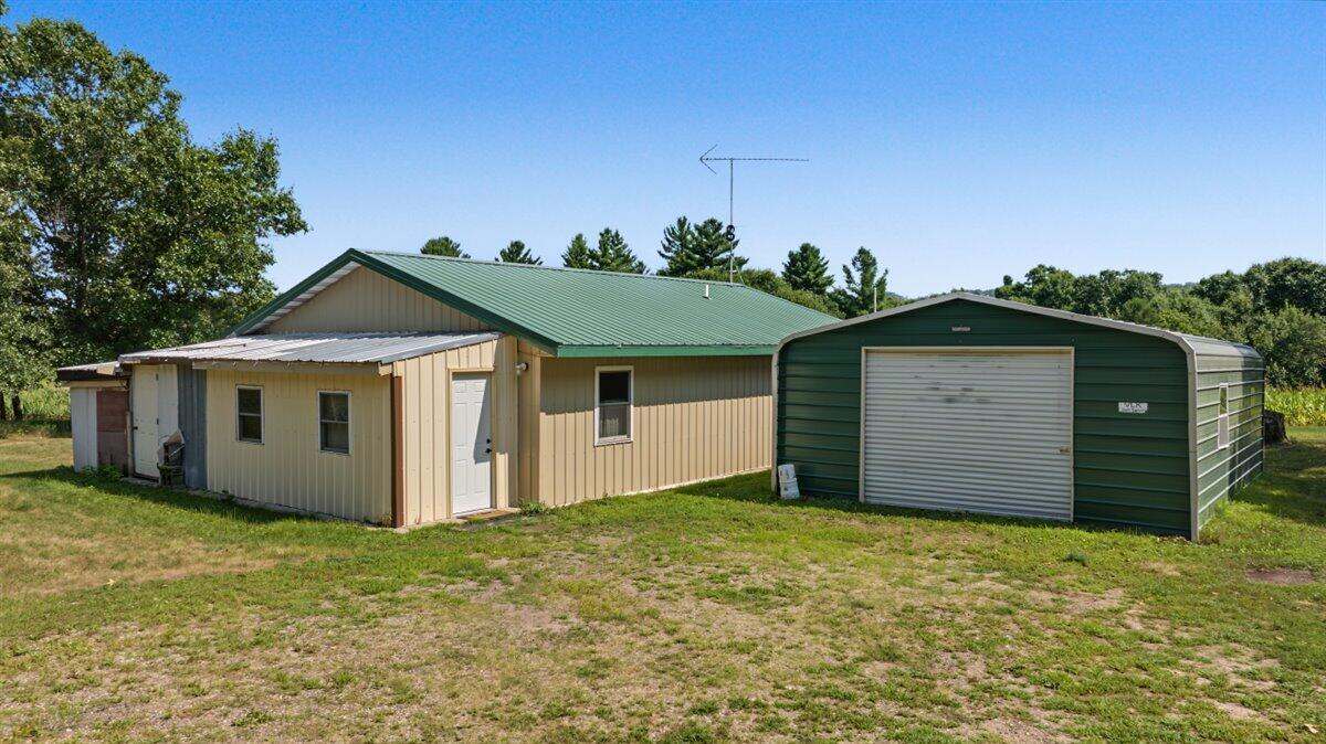 7438 County Highway I -, Lafayette, WI 54656