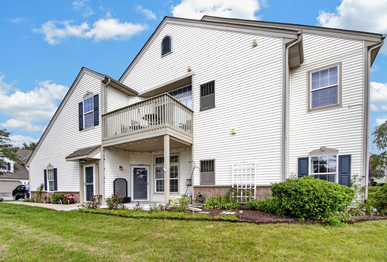 1045 Bedford Ct #102, Mount Pleasant, WI 53406