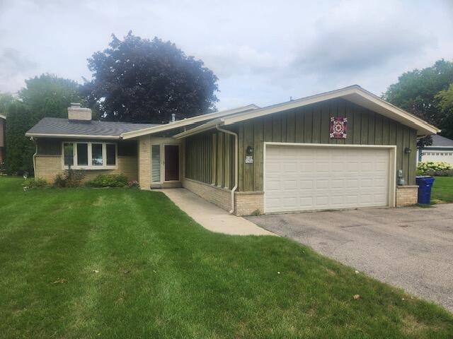 W189S7516 Oak Ct, Muskego, WI 53150