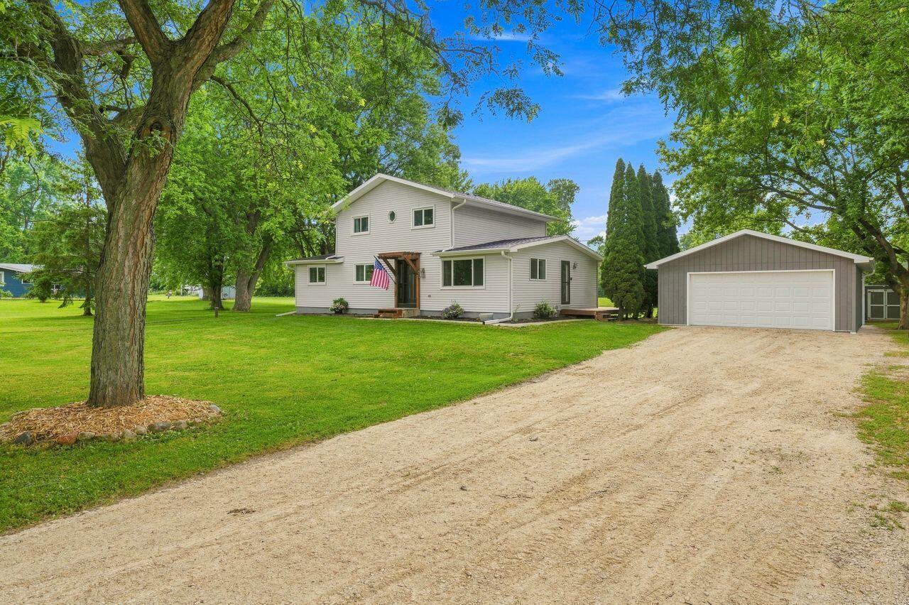 W7457 W Lincoln Rd, Eldorado, WI 54979