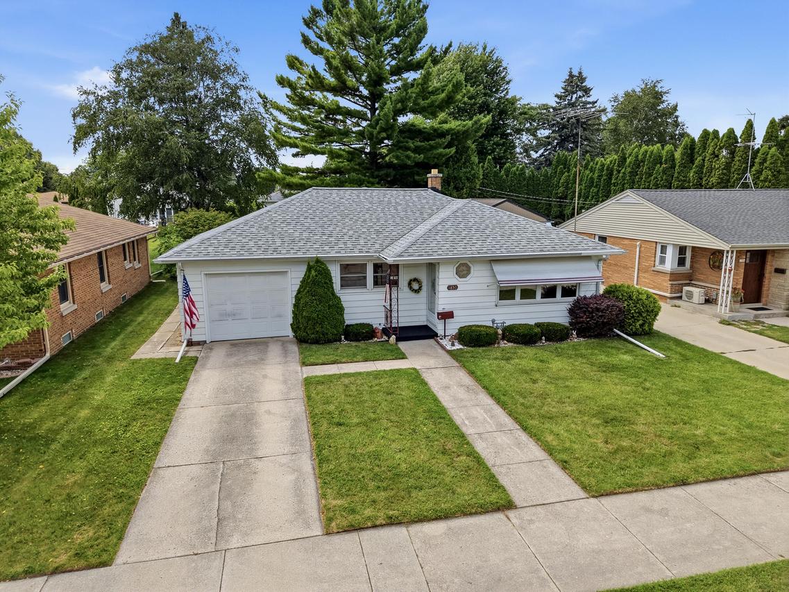 1850 N 23rd St, Sheboygan, WI 53081