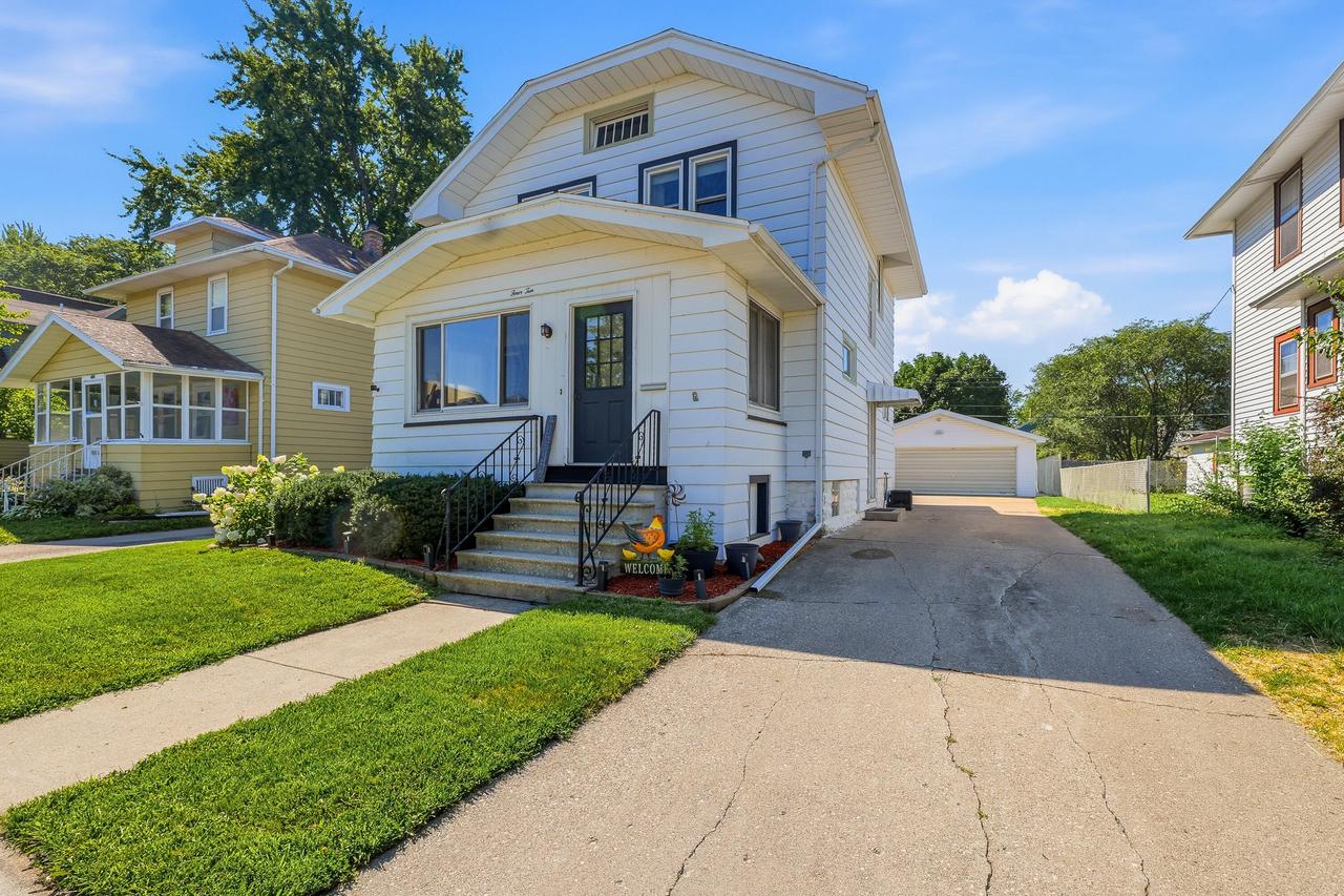 410 E 2nd St, Fond Du Lac, WI 54935
