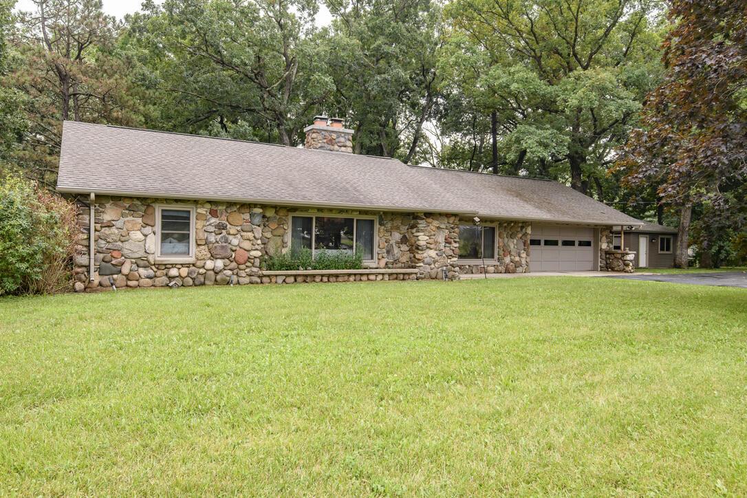 W195S9804 Racine Ave, Muskego, WI 53150