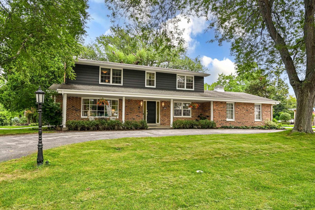 7266 N Pierron Rd, Glendale, WI 53209