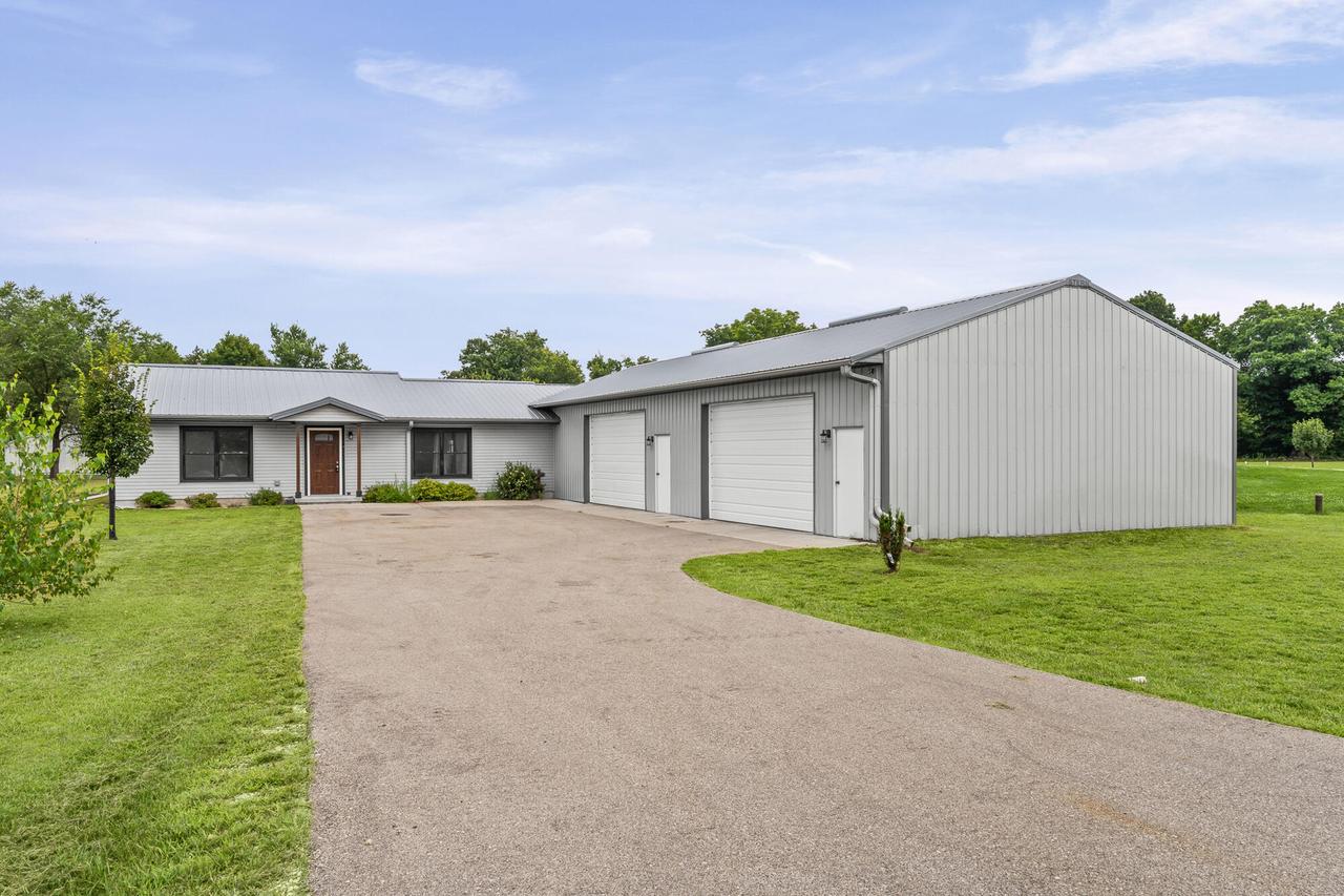 W7130 Heram Rd, Holland, WI 54636