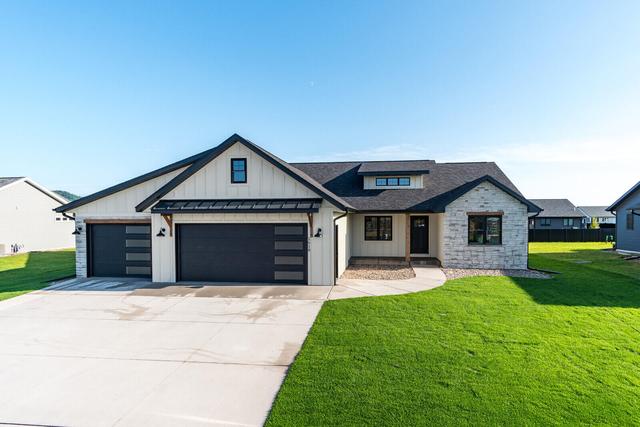 New Construction Homes For Sale This Week That Attend Holmen High School: August 5th to August 11th